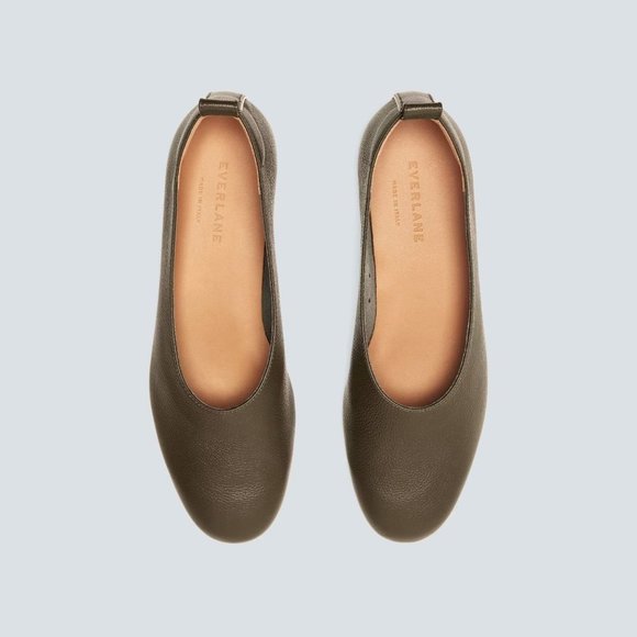 Everlane The Italian Leather Day Glove in Birch Womens Shoes Loafer Ballet Flats - Picture 2 of 11